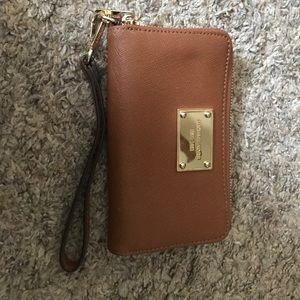 Michael Kors Wristlet